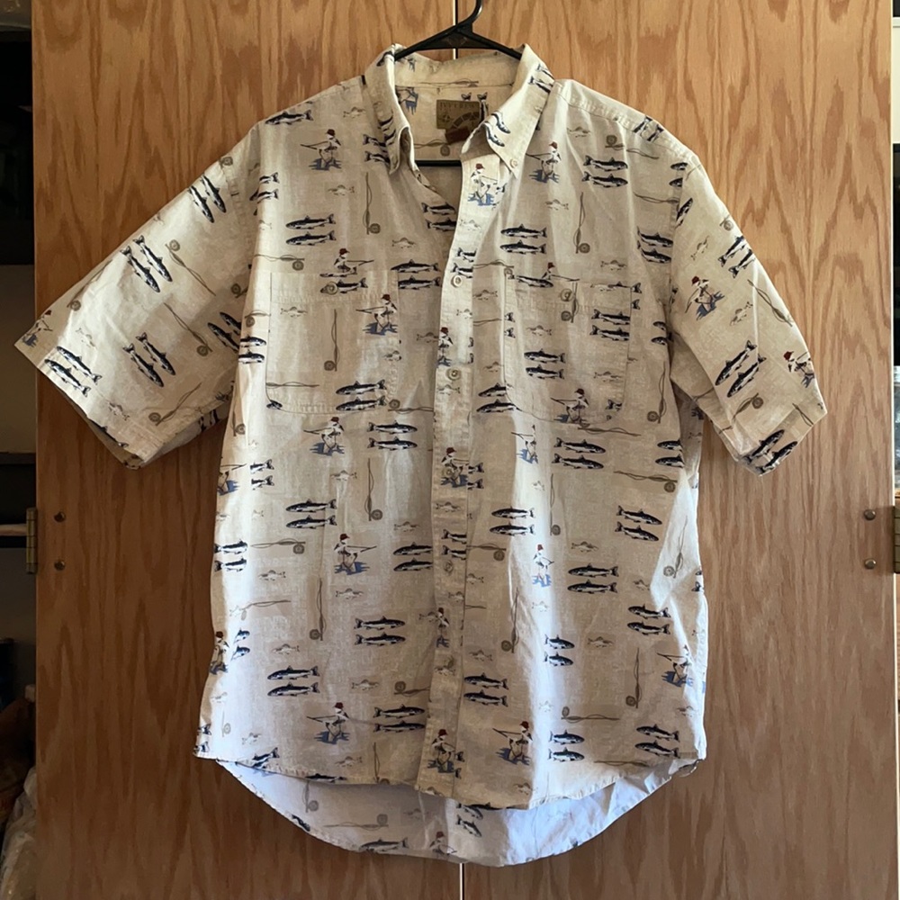 Ivy Crew Explorer t shirt